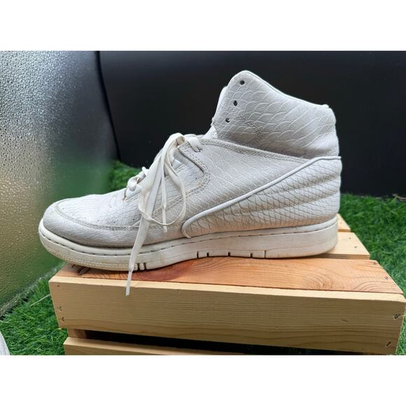 Nike Air Python - White- Size 10.5M - Picture 5 of 10